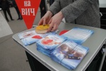 Врачи презентовали выставку о работе центра СПИД